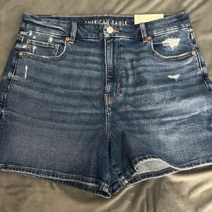 Size 16 Starting Bid $10